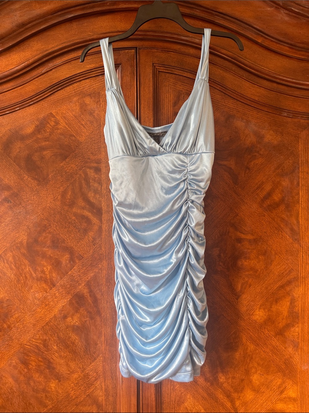 City Triangles Shimmery Silver Ruched V-Neck Mini Dress size Large